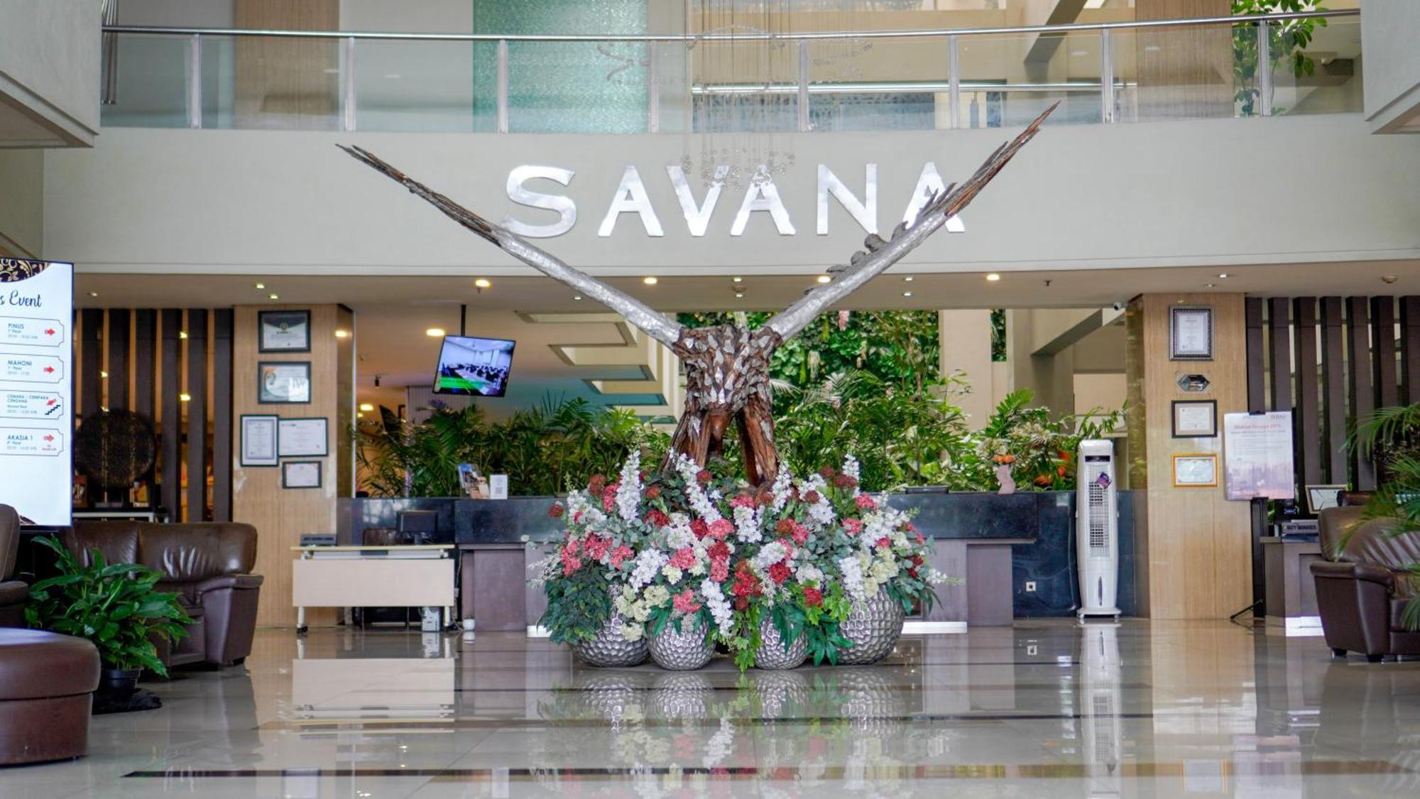 Savana Hotel & Convention Malang Exterior photo